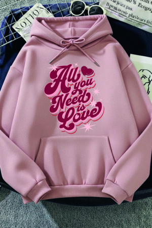 capuche avec design rose poudré